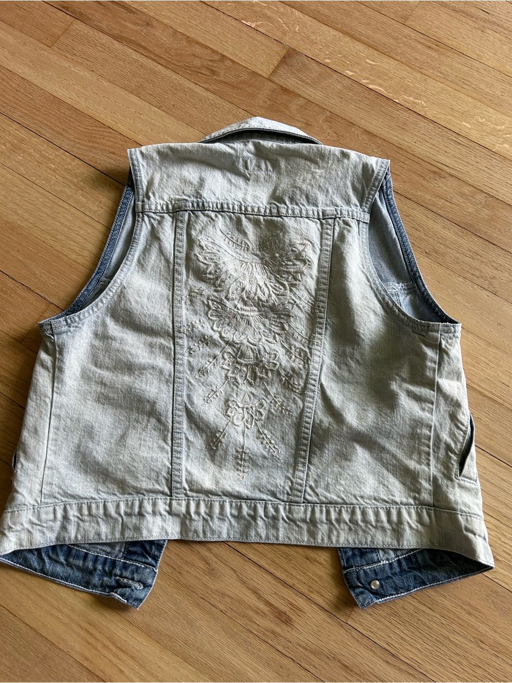2000s O’Neill Surf Style Embroidered Denim Vest S
